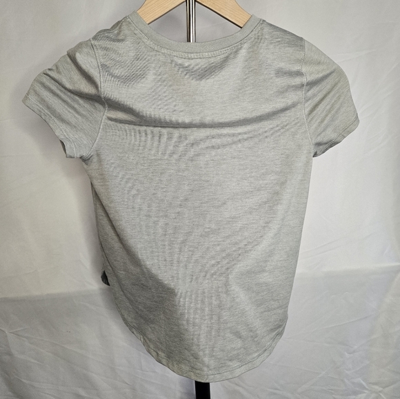 Champion Girls Set Size 7/8 – 2 Graphic Tees & Logo Shorts Bundle - Picture 2 of 7